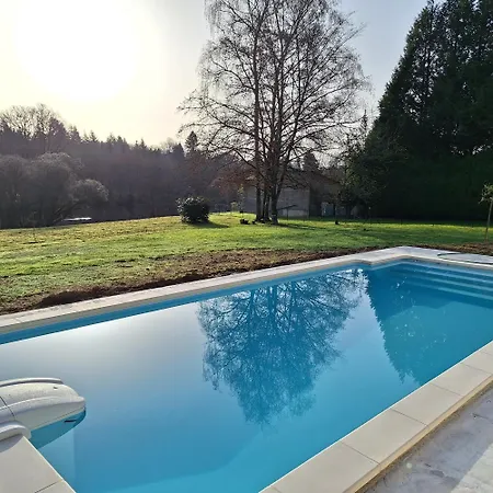 Les Granges De Soulagnieux Et Sa Piscine Privee Vakantiehuis *